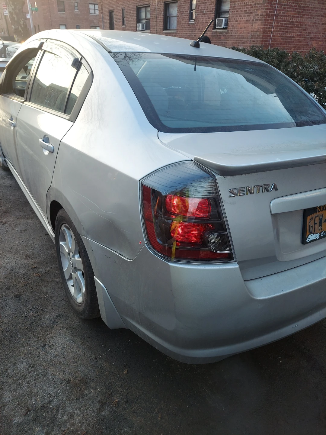 2012 Nissan Sentra SR Silver - photo 2