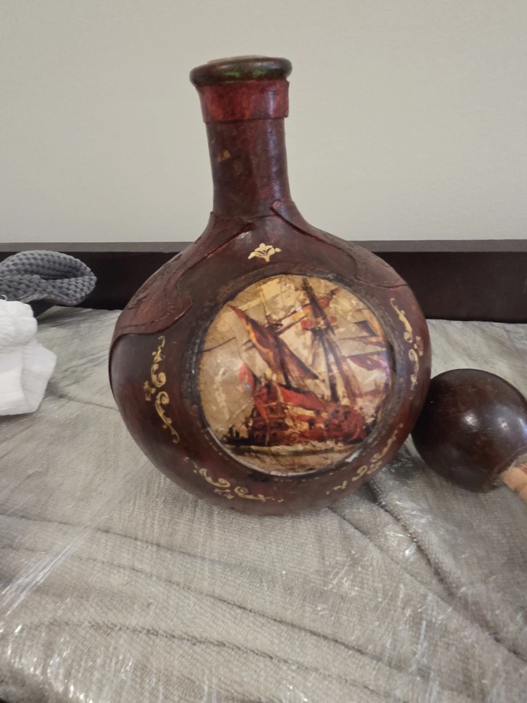 Decorative Ship Decanter with Wooden Stopper - photo 3