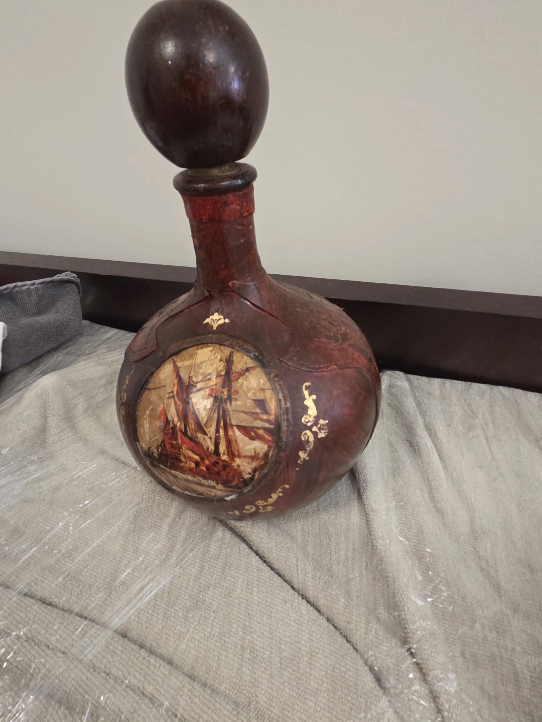 Decorative Ship Decanter with Wooden Stopper - photo 4