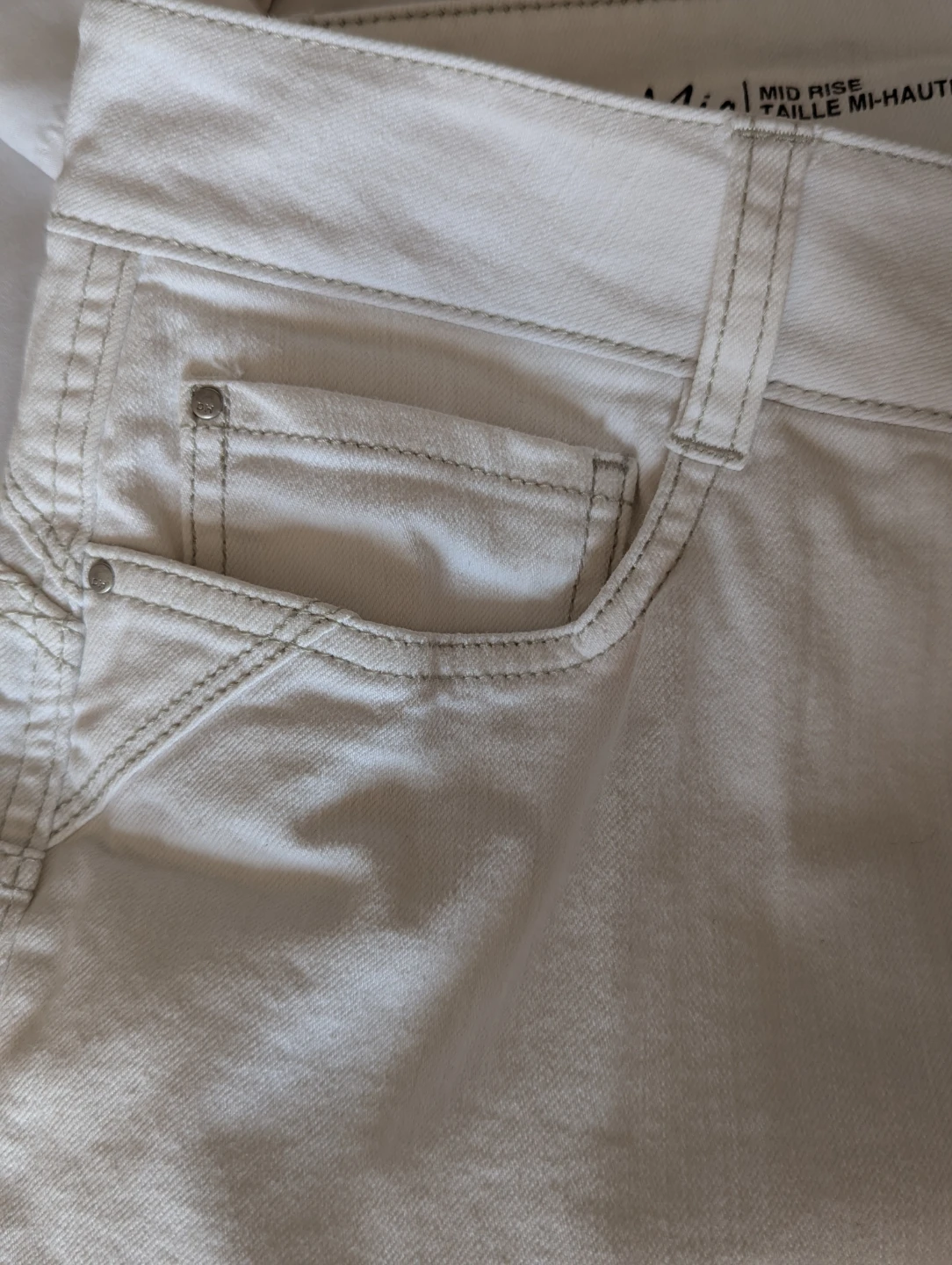 Denver Hayes Mia White Mid Rise Straight Leg Jeans Size 16x32 - photo 3