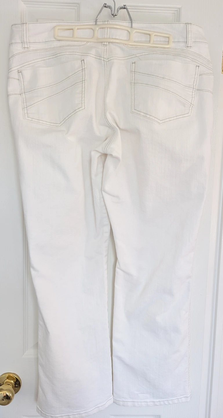 Denver Hayes Mia White Mid Rise Straight Leg Jeans Size 16x32 - photo 4
