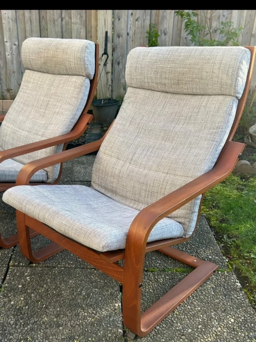IKEA POÄNG Armchair - Birch Veneer/Hillared Beige