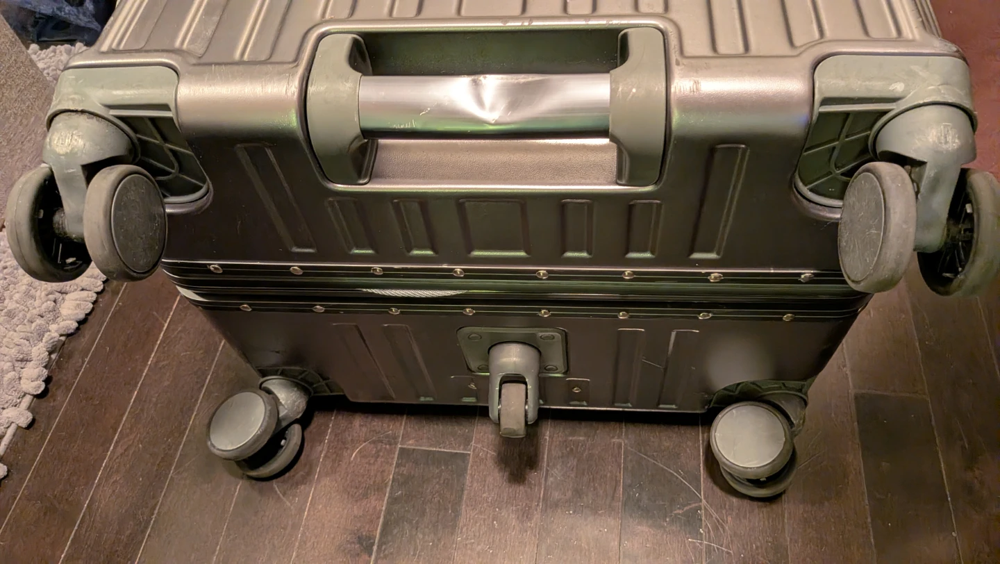 Grey Hard-Shell Luggage-READ AD! - photo 3