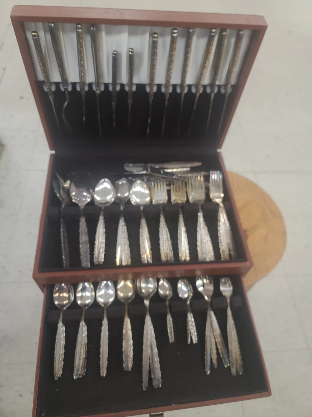 Community 2nd Silverware Set with Wooden Box