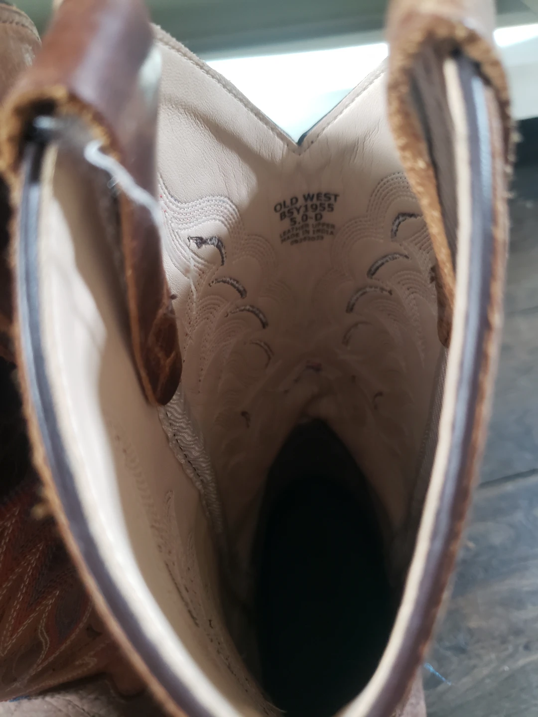 Old West Square Toe Cowboy Boots Size 5.0-D - photo 2