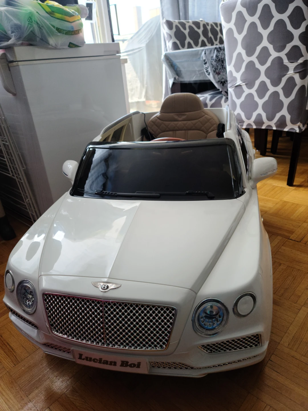 White Bentley Ride-On Car for Kids w remote - photo 4