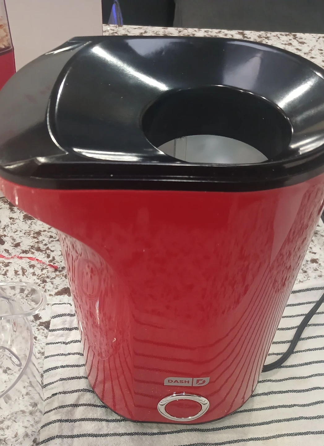 Dash Fresh Pop Hot Air Popcorn Maker - Red - photo 2