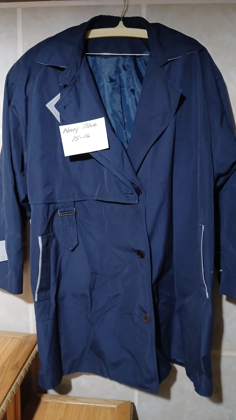 Assorted ladies jackets for $5.00 each - photo 5