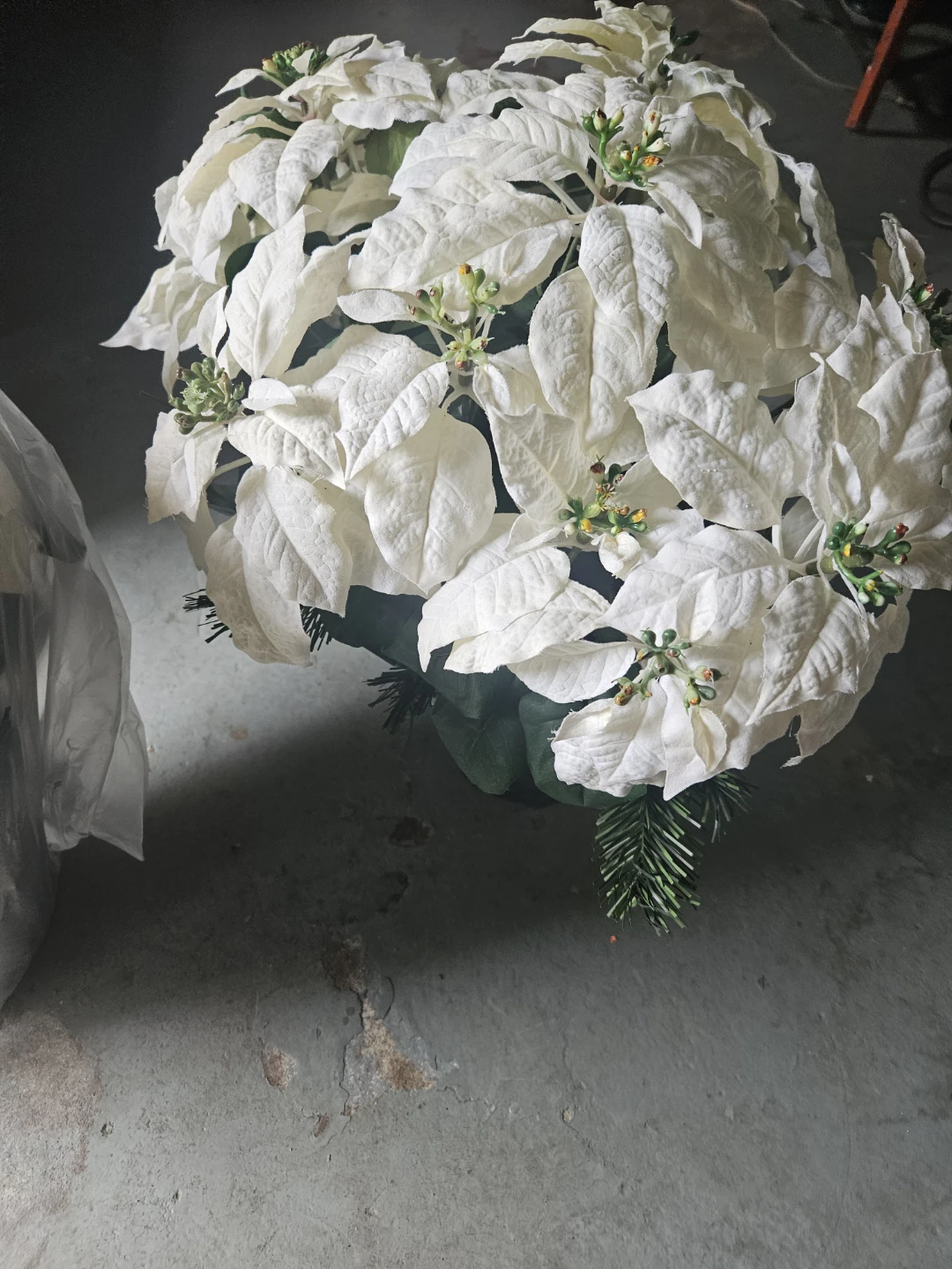 White Artificial Poinsettia Arrangement - photo 3