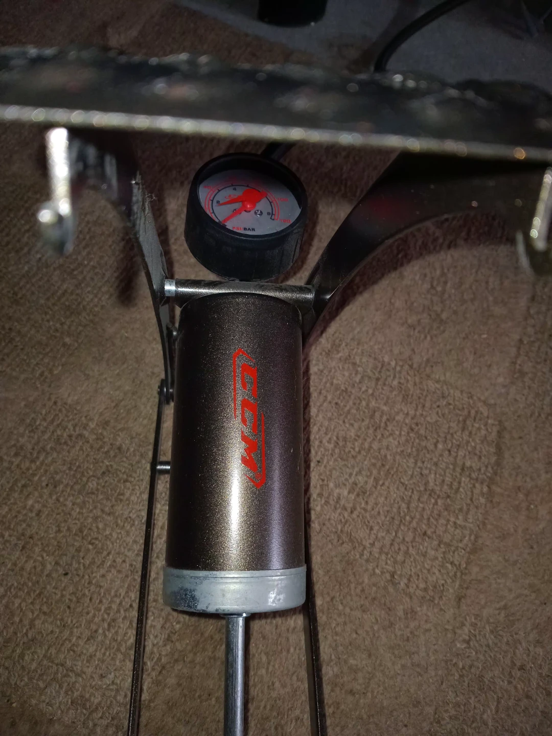 CCM Foot Pump with Gauge - photo 3