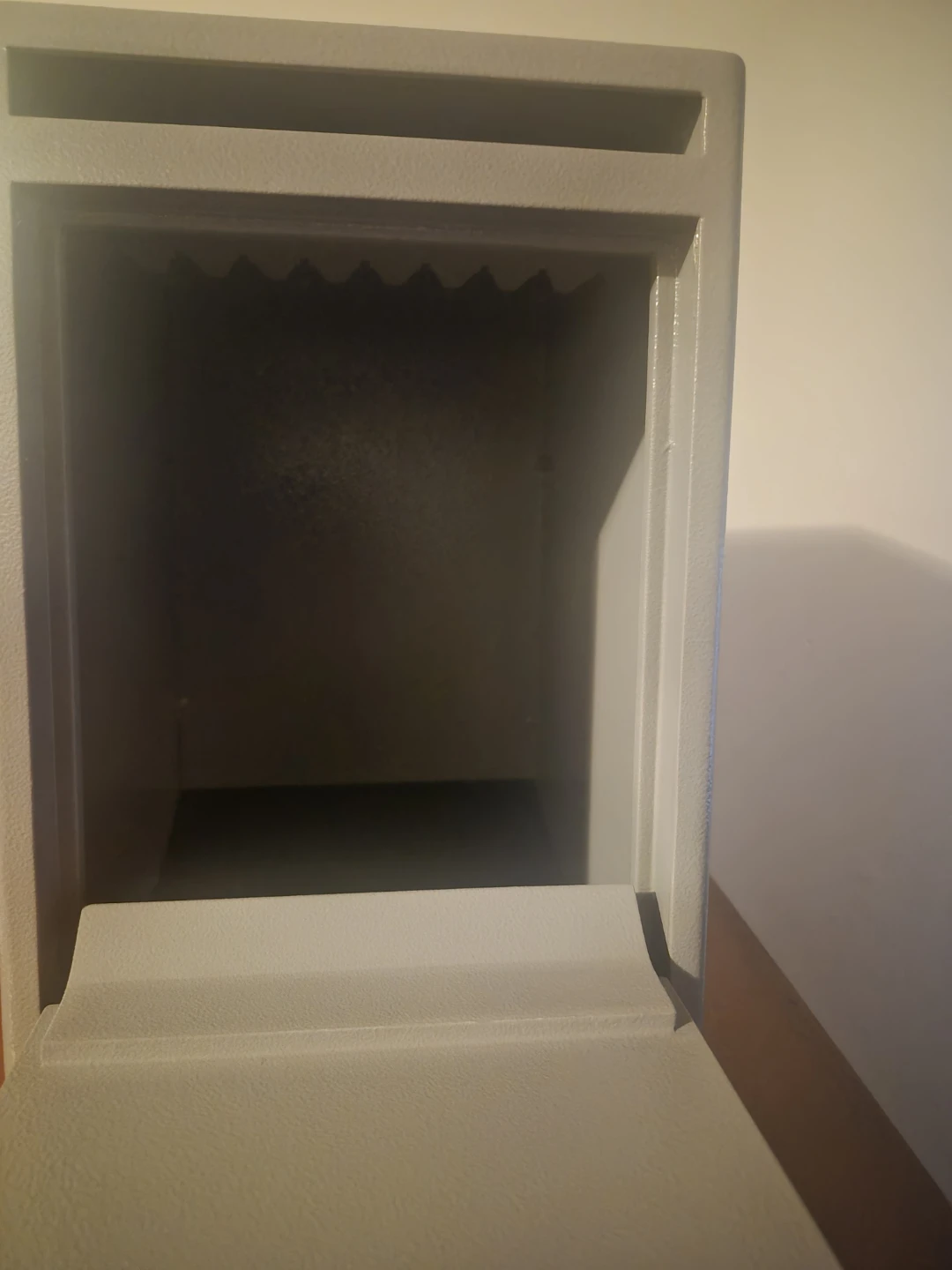 SentrySafe Drop Box Safe - photo 3