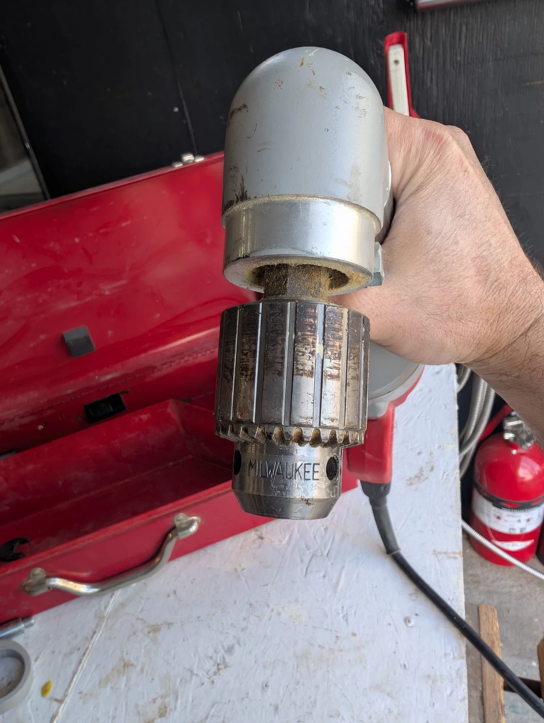 Milwaukee Heavy-Duty Right Angle 1/2" Drill with Case - photo 5