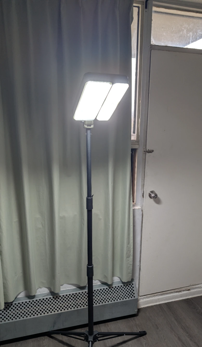 ULINE Job Site Light / Garden Light H-10882