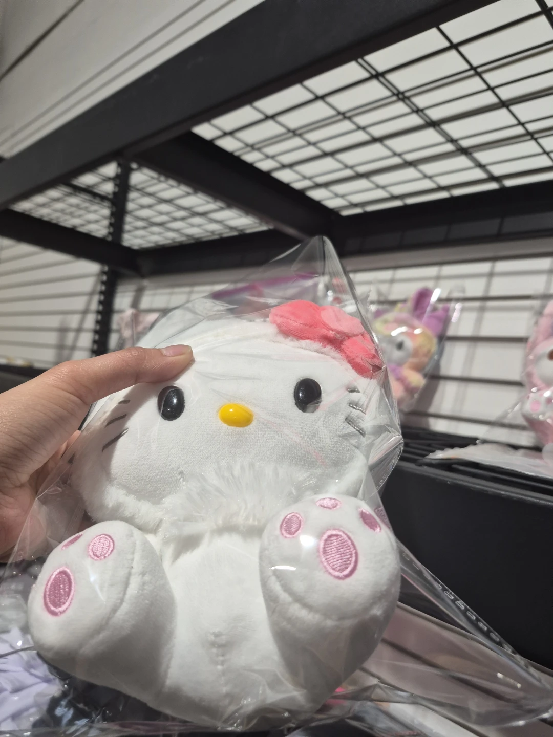 Hello Kitty Plush Toy - photo 4