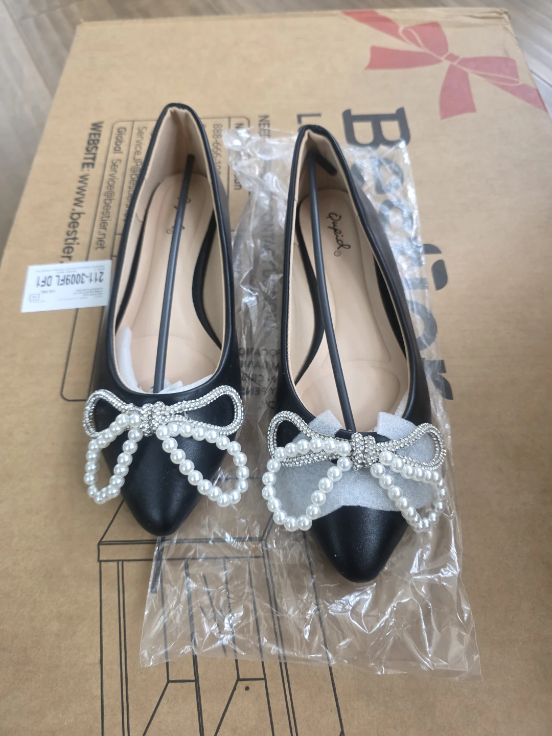 Women's shoes