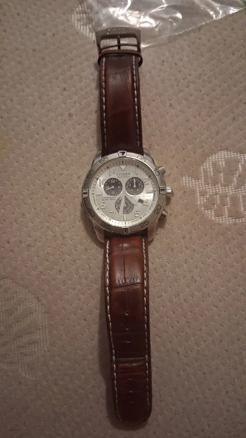 Citizen eco drive watch - photo 2