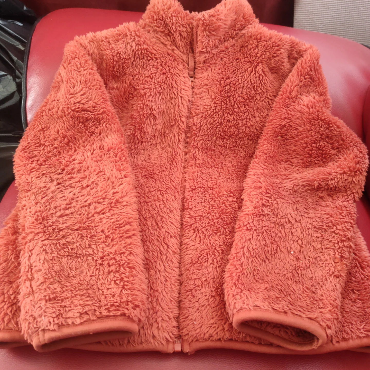 MOS: UNIQLO Fleece Jacket - Kids Size 7-8 Orange