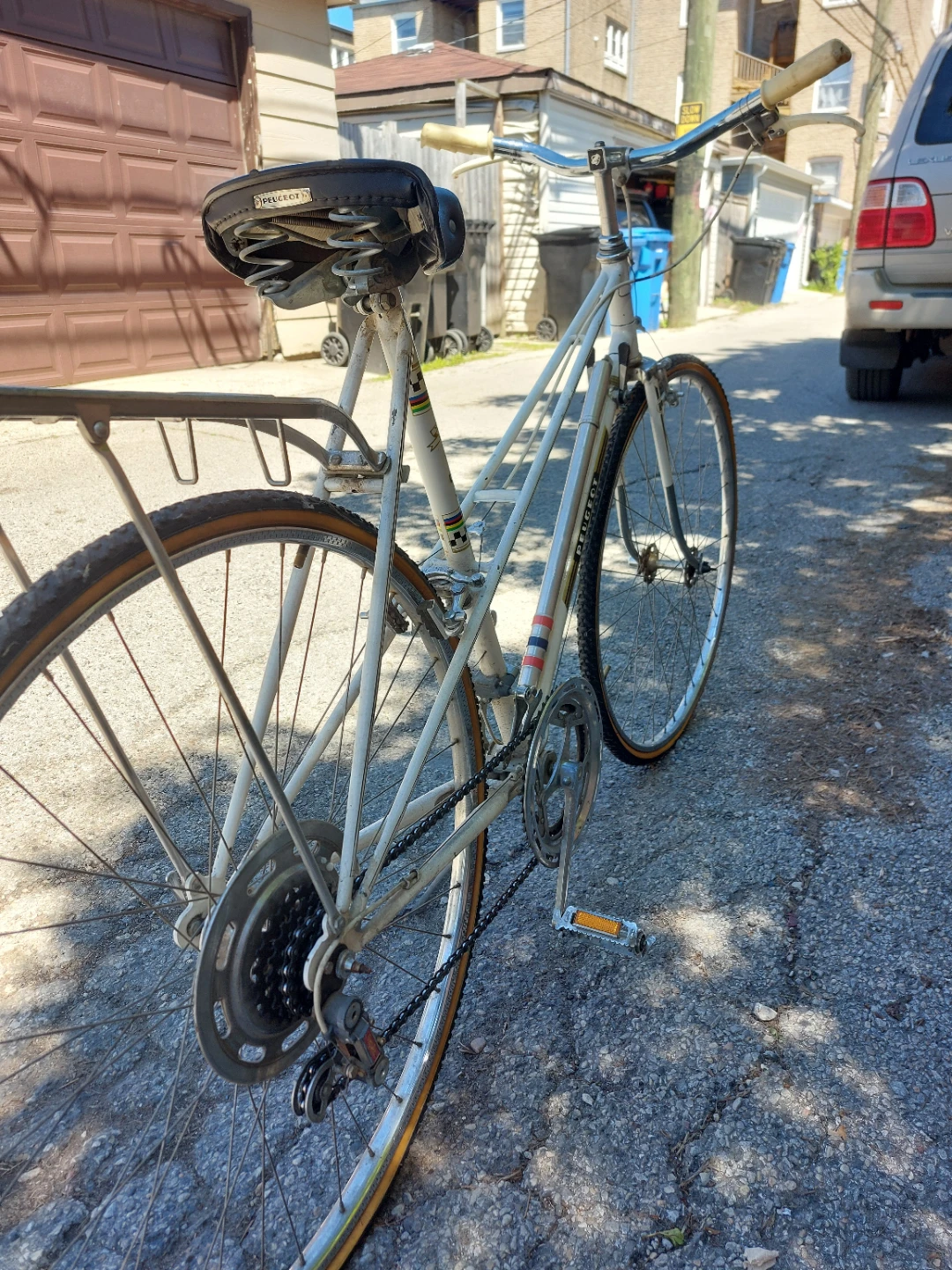 White Peugeot Women's Road Bicycle - photo 2