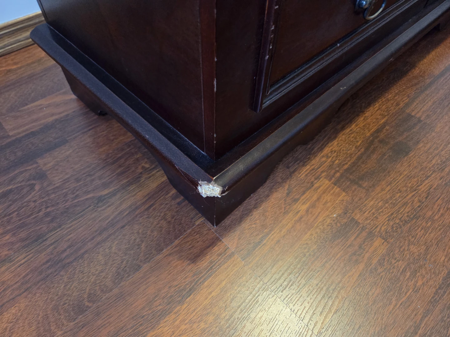 Dark Wood Cedar Chest with Drawers - photo 4