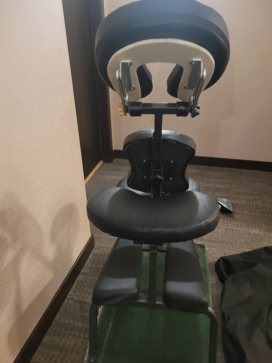 Black Portable Massage Chair with Carry Bag - photo 4
