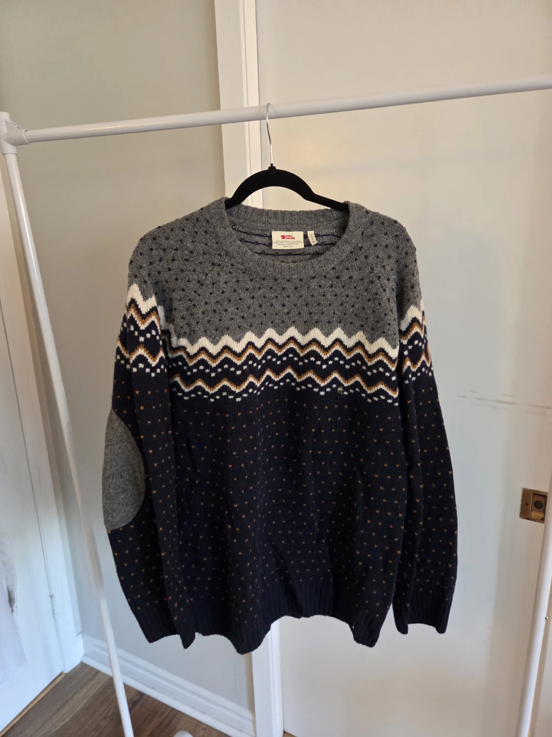Fjällräven Grey Fair Isle Sweater - Men's Medium - photo 2