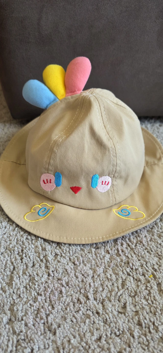 Kids' Bucket Hat with Embroidered Face and Pom-Pom Decorations - photo 4