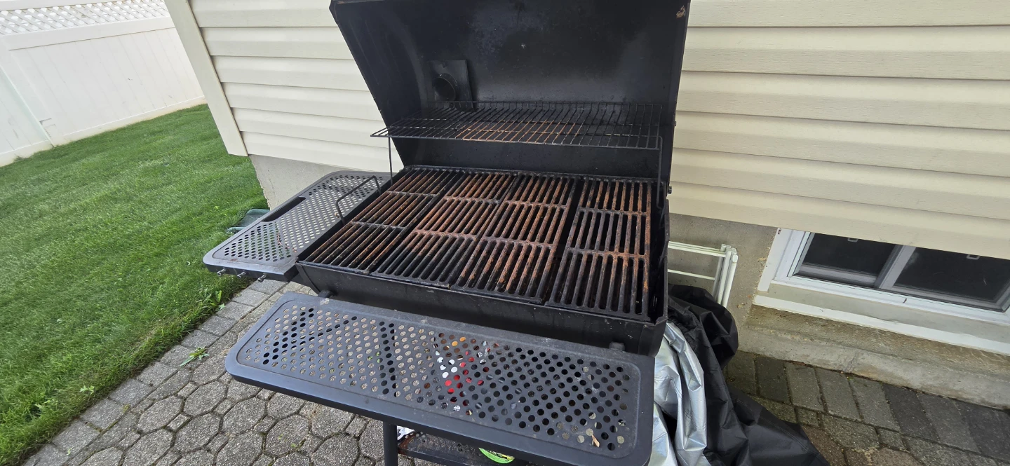 Char-Griller Professional Grill & Smoker - photo 4