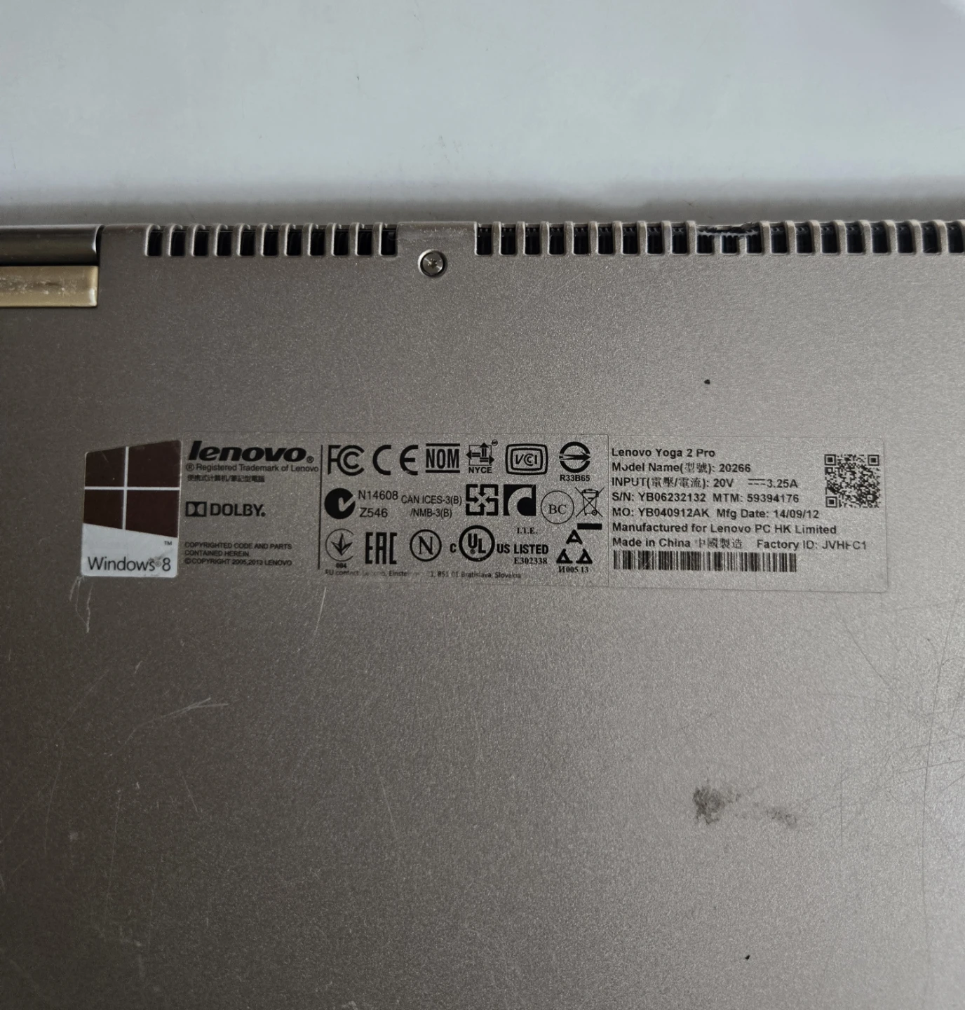 Lenovo Yoga Z Pro - For Parts - photo 3