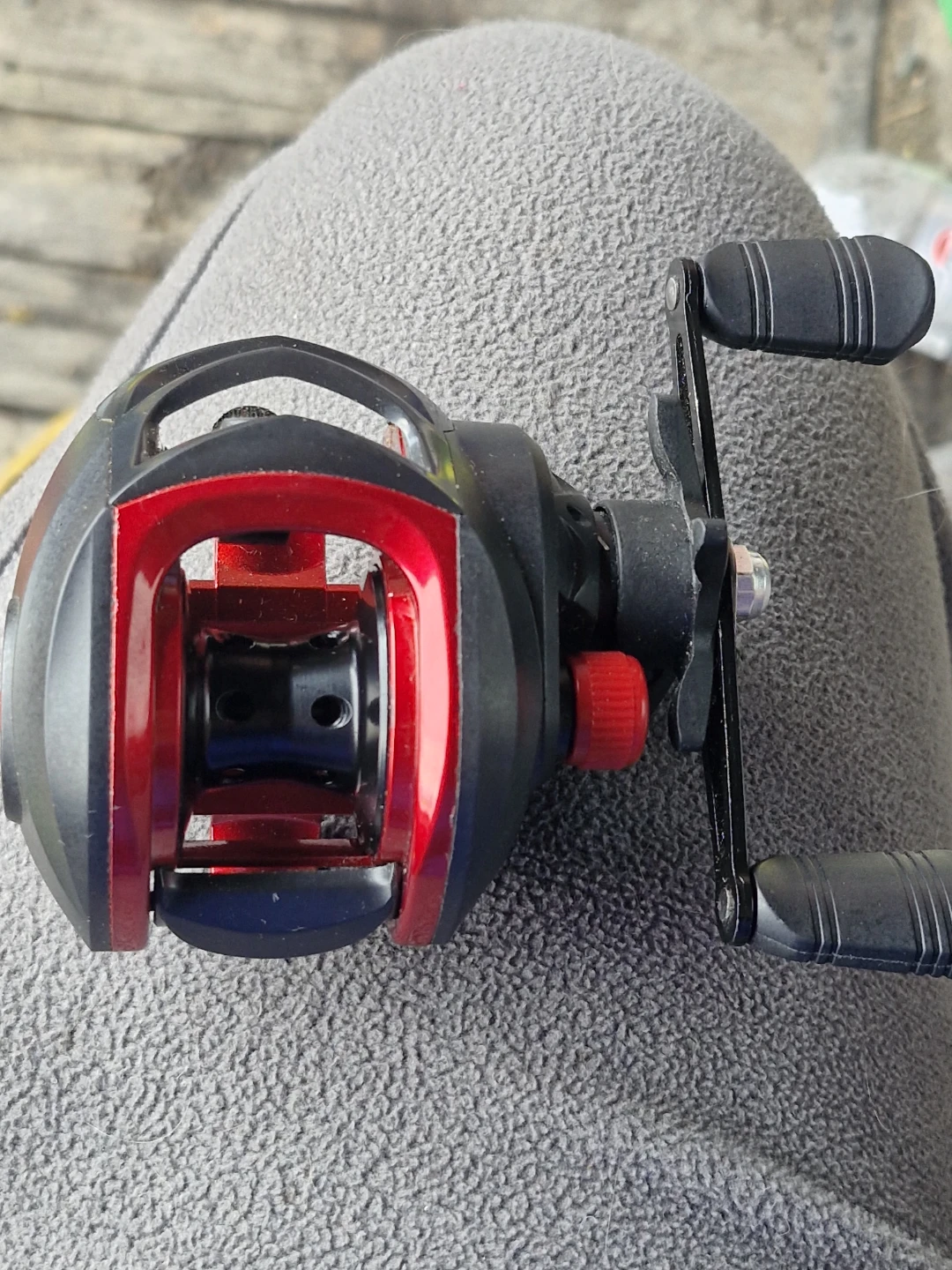 Baitcasting Fishing Reel 7:2:1 Gear Ratio - photo 3