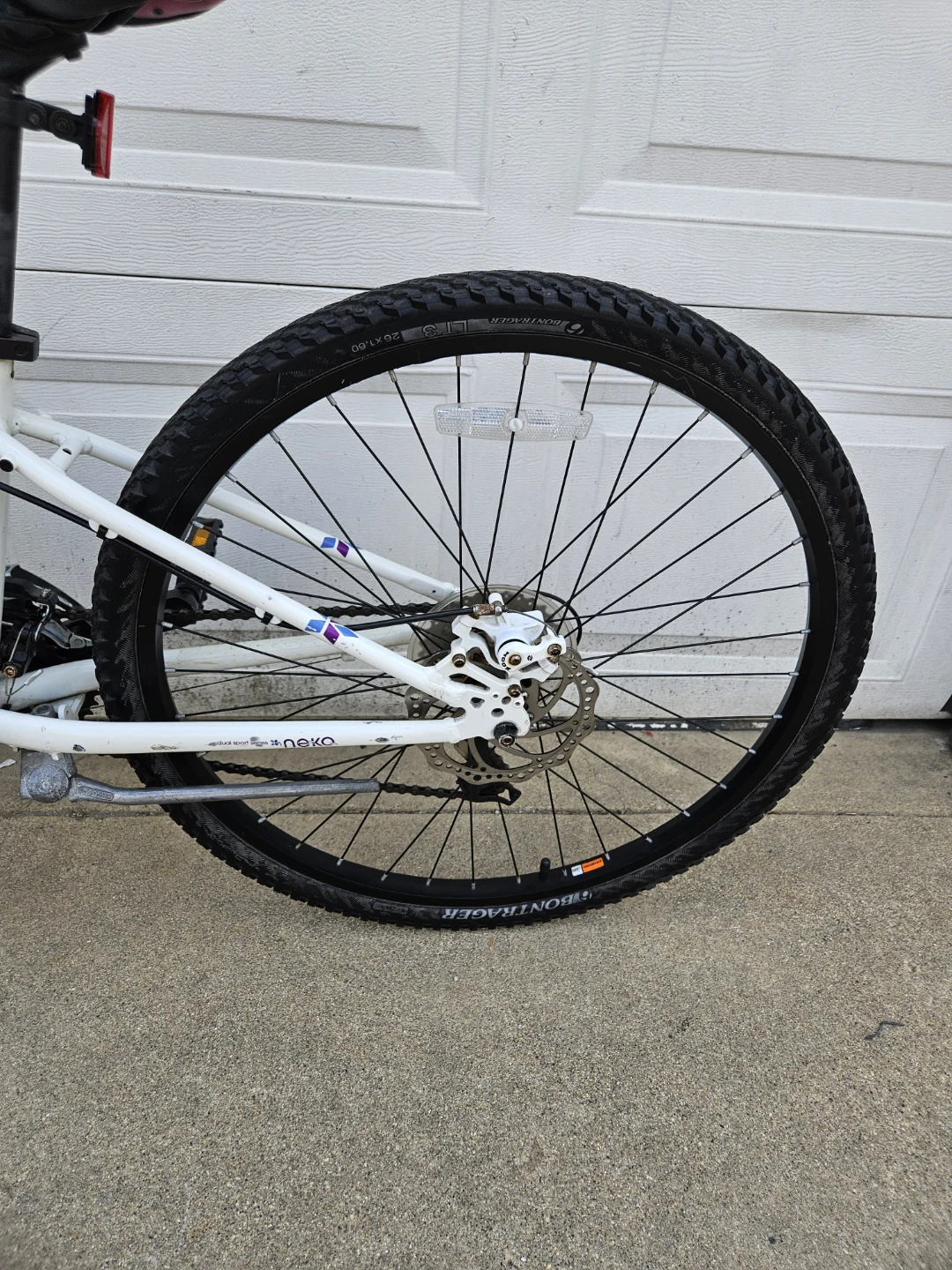 Trek Neko Hybrid Bike - photo 4