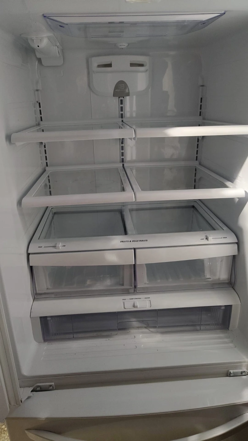 LG French Door Refrigerator LFD20786SW - photo 5