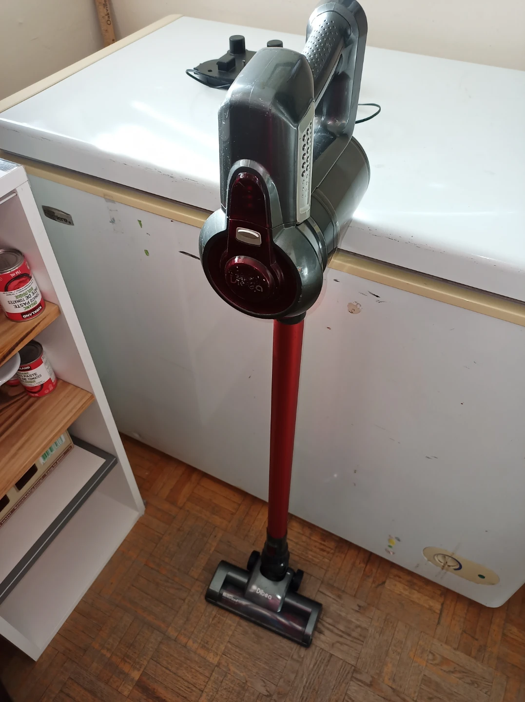 Dyson Vacuum READ DESCRIPTION - photo 2