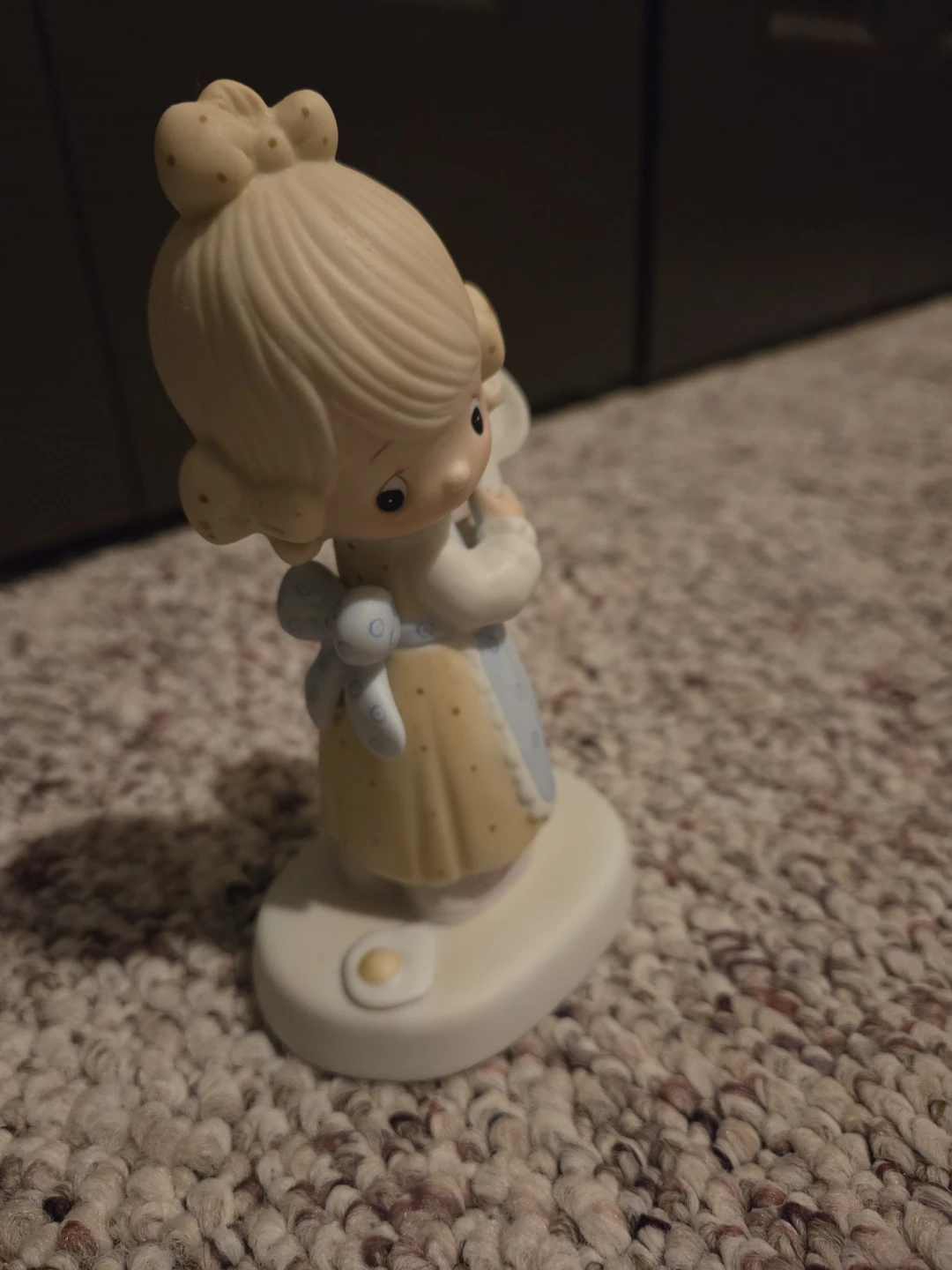 Jonathan & David "Eggs Over Easy" Figurine - photo 2
