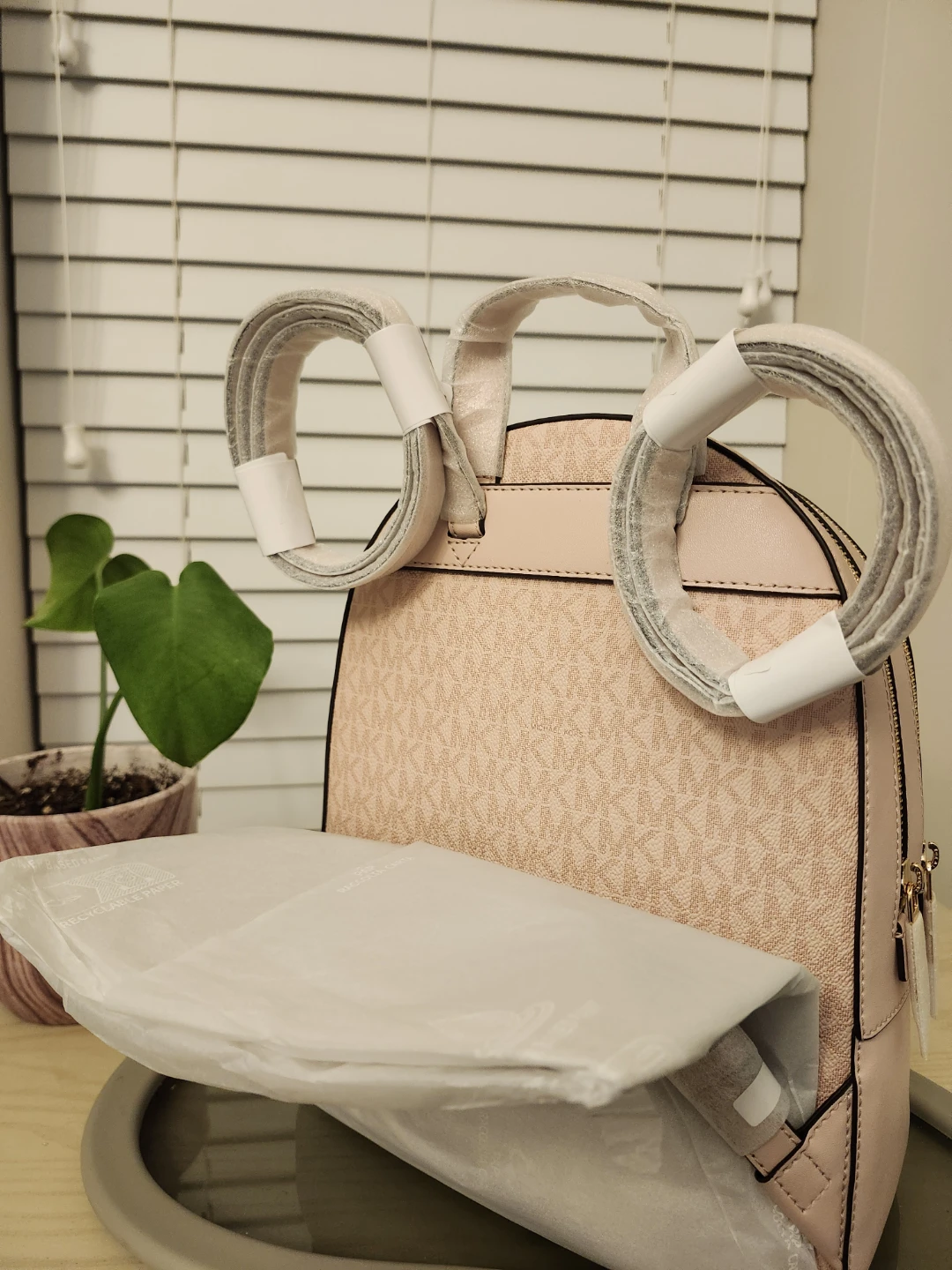 Brand New MK Jaycee Medium Backpack - photo 3
