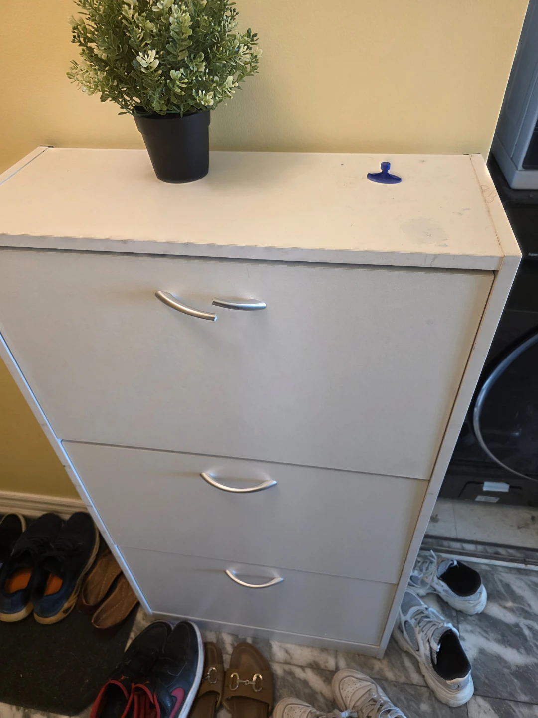 White 3-Drawer Shoe Cabinet