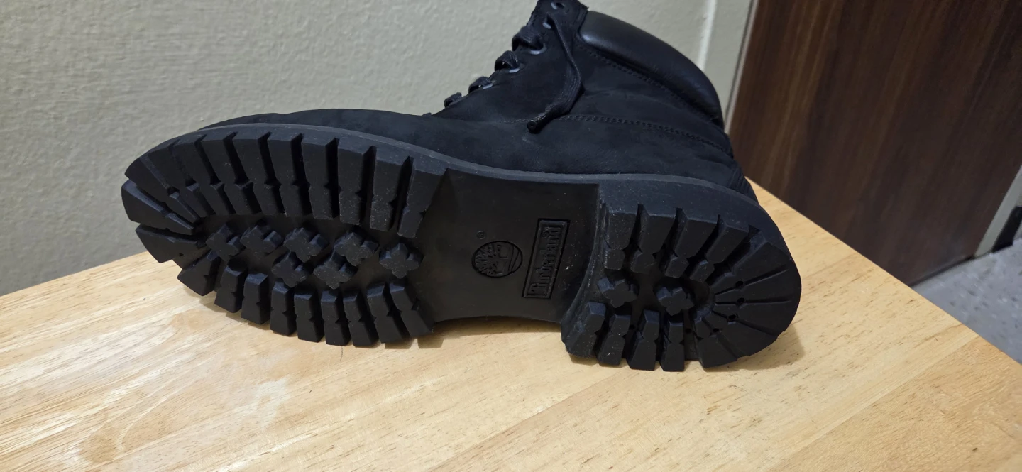 Timberland Black Nubuck Leather Lace-Up Boots - photo 5