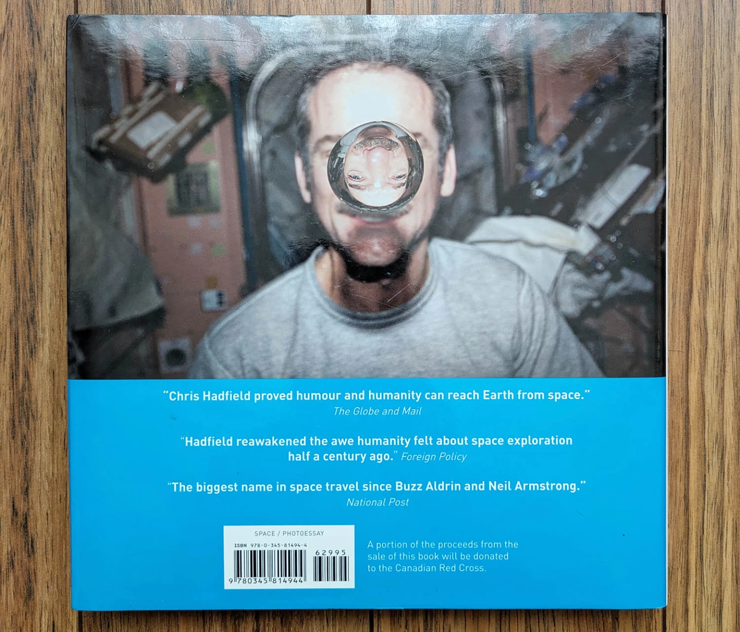 Chris Hadfield - You Are Here: Around The World In 92 Minutes - photo 2