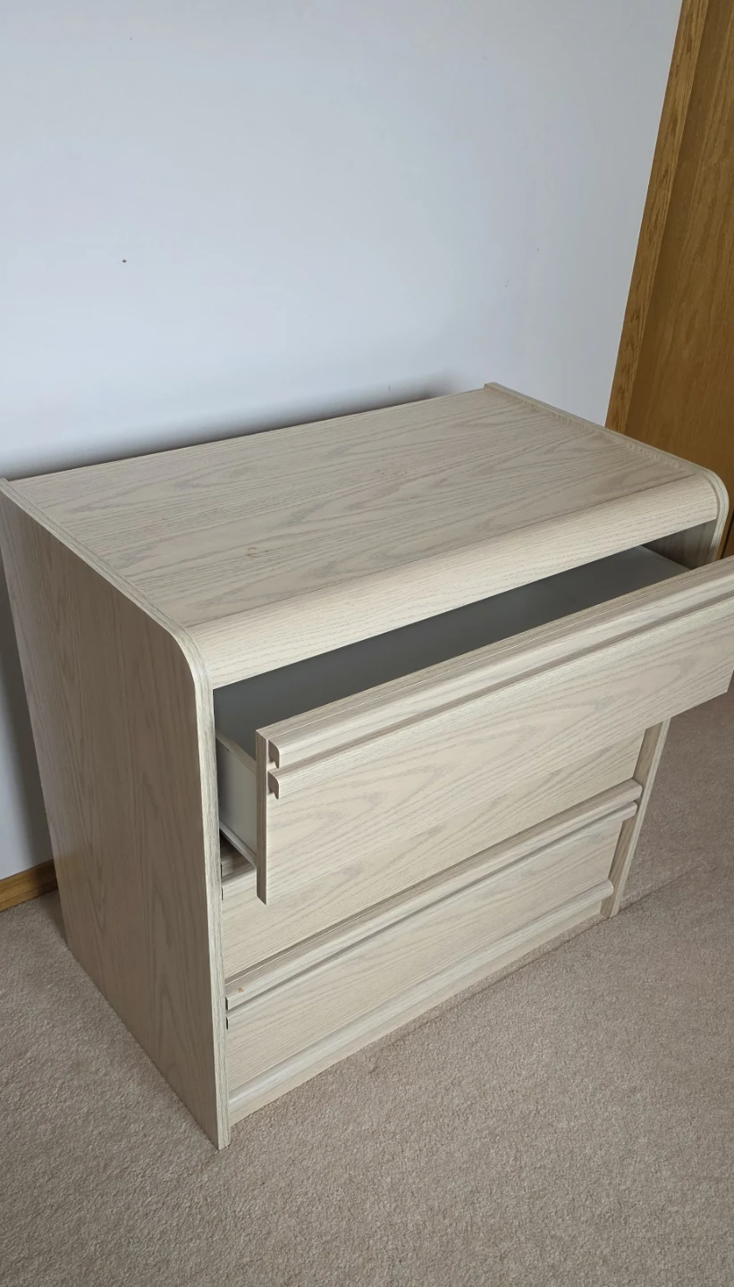 Light Oak Dresser set - 6 Drawers and 3 drawers - photo 4