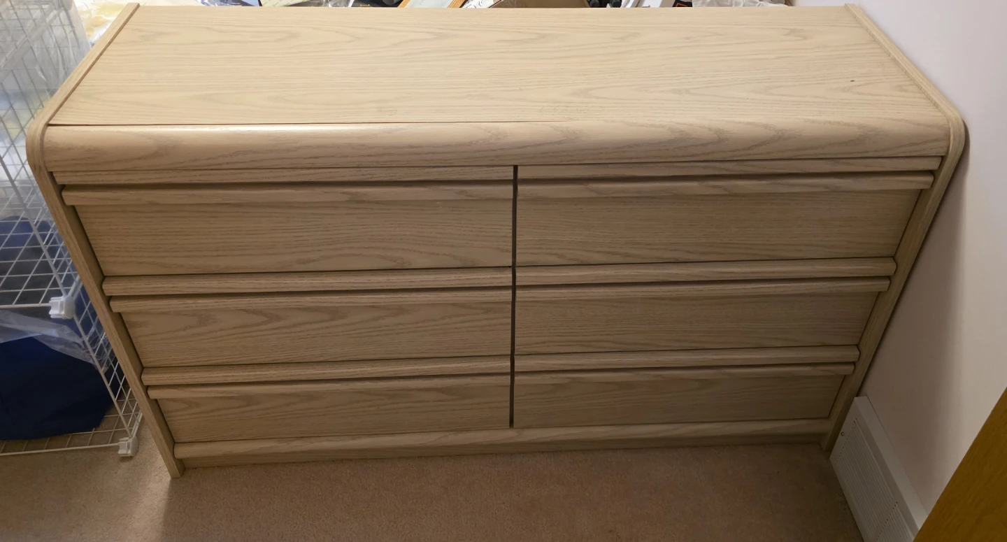 Light Oak Dresser set - 6 Drawers and 3 drawers