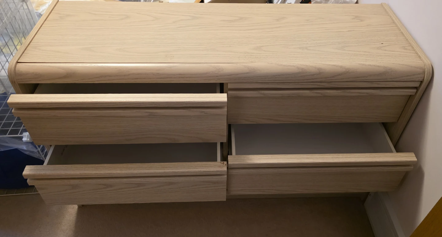 Light Oak Dresser set - 6 Drawers and 3 drawers - photo 2
