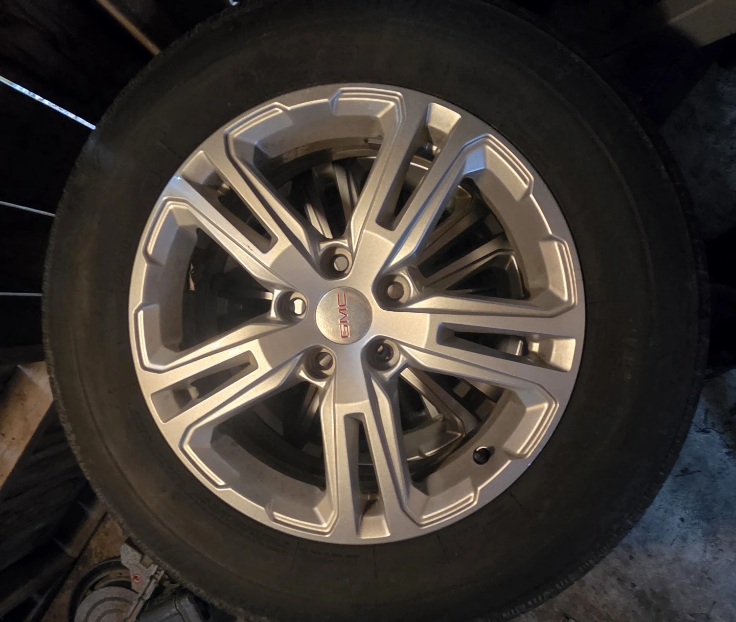 Rims and all season tires 225/65/r17  5x115