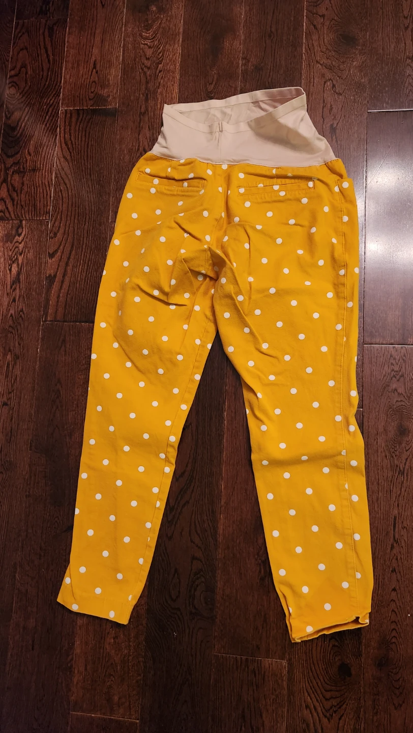 Old Navy Maternity Pixie ankle Pants Yellow Polka Dot - photo 2