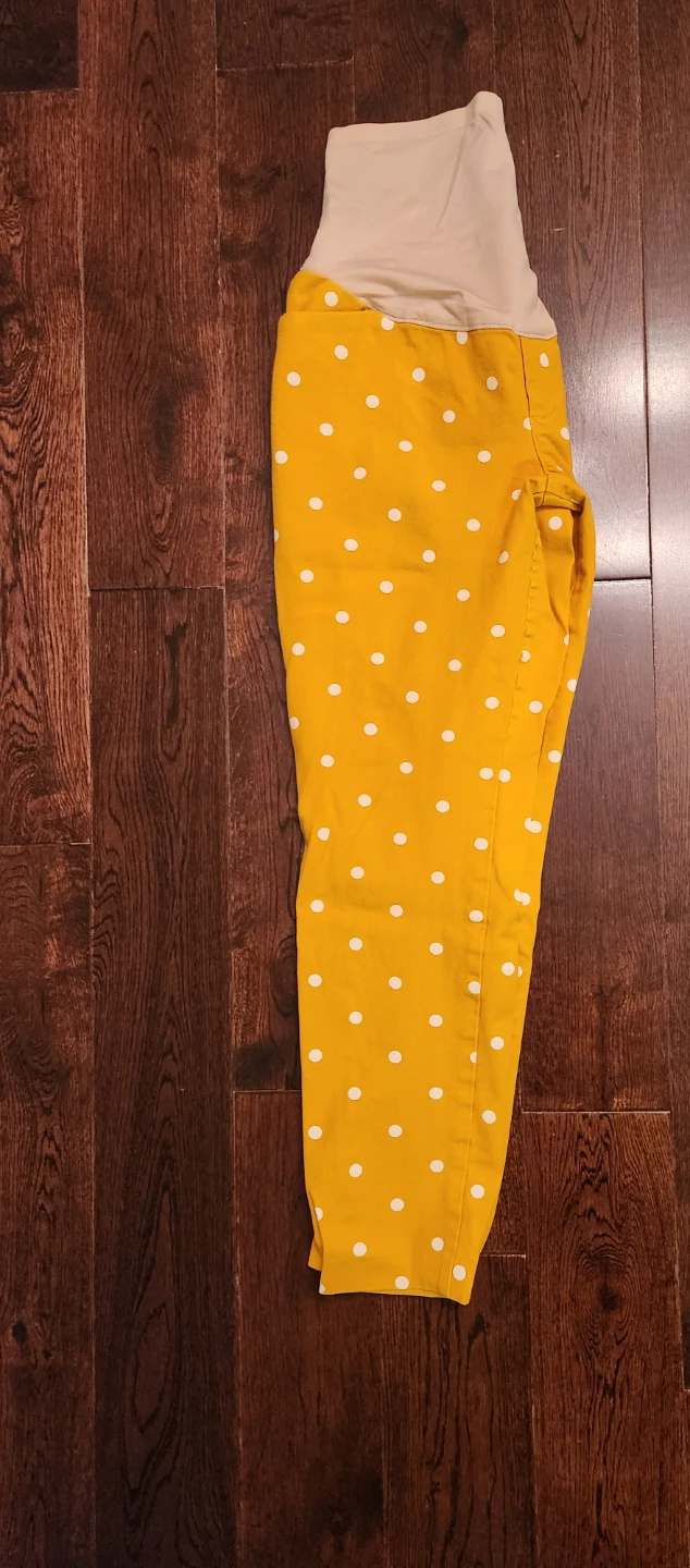 Old Navy Maternity Pixie ankle Pants Yellow Polka Dot - photo 3