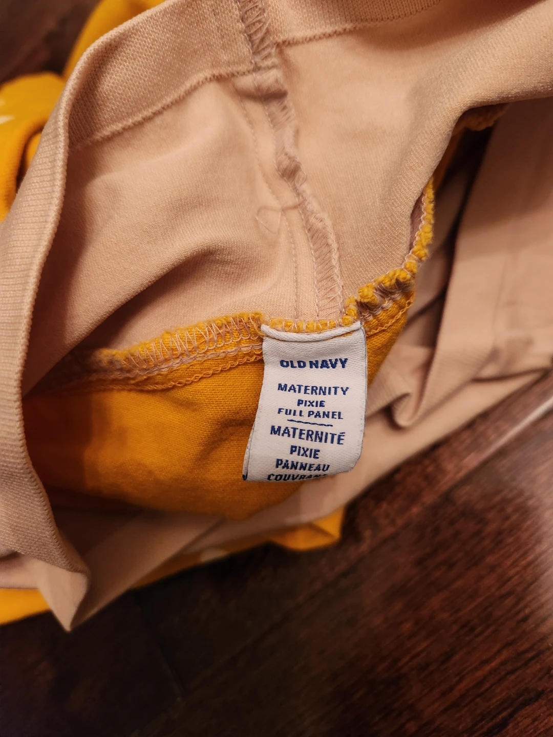 Old Navy Maternity Pixie ankle Pants Yellow Polka Dot - photo 4