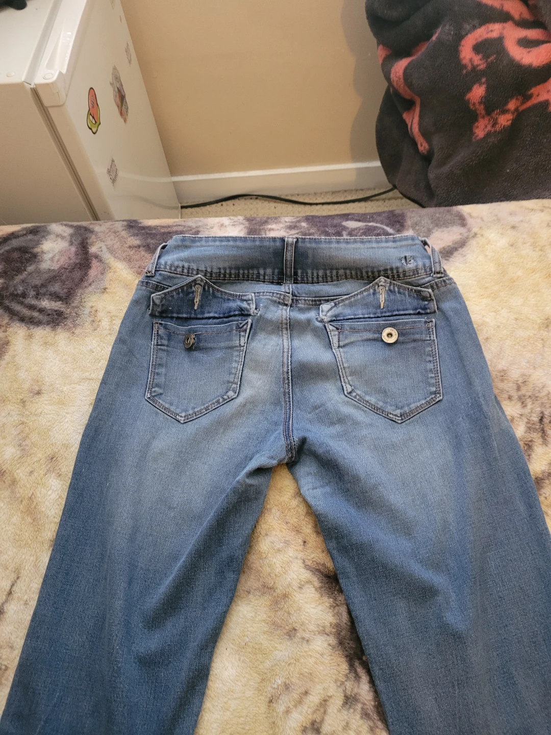 Kensie Blue Wash Denim Jeans