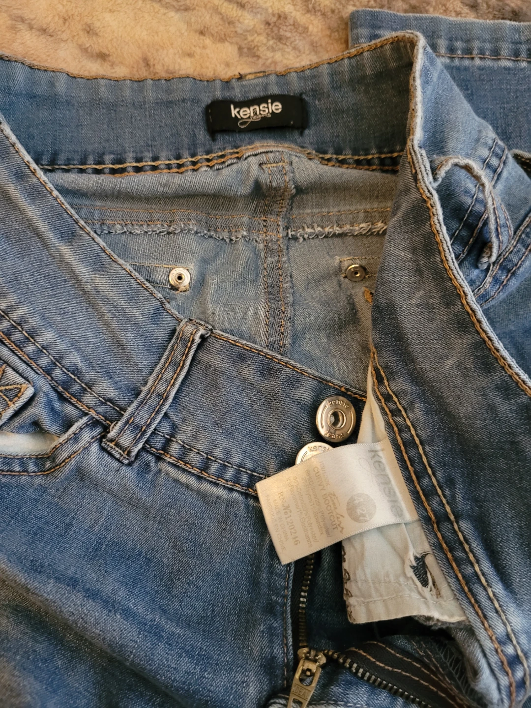 Kensie Blue Wash Denim Jeans - photo 3