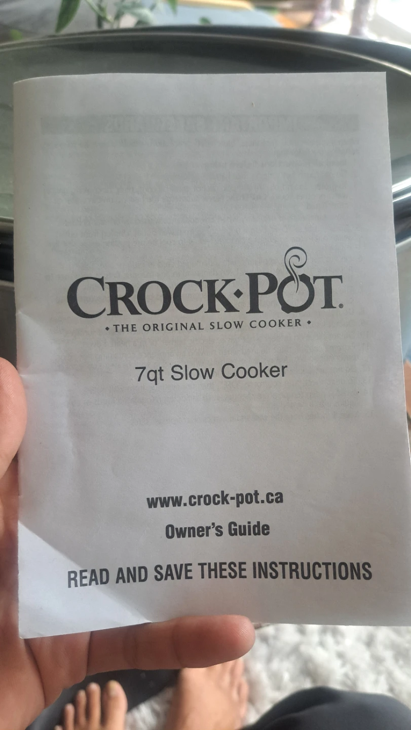 Crock-Pot 7-Quart Slow Cooker – Used Once - photo 2