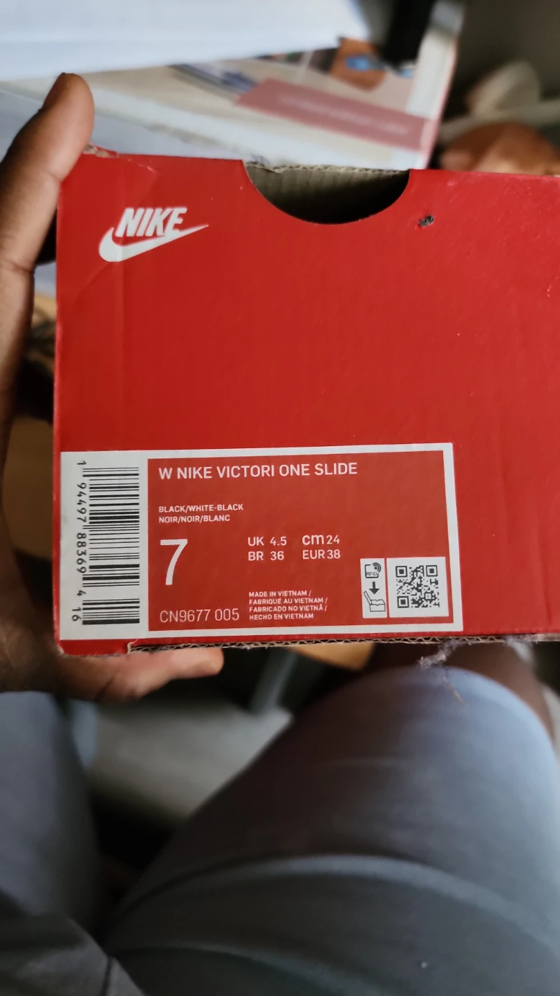 Nike Women's Victori One Slide Black/White Size 7 - photo 2