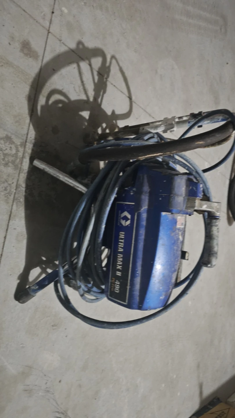 Graco Ultra Max II 490 Airless Sprayer