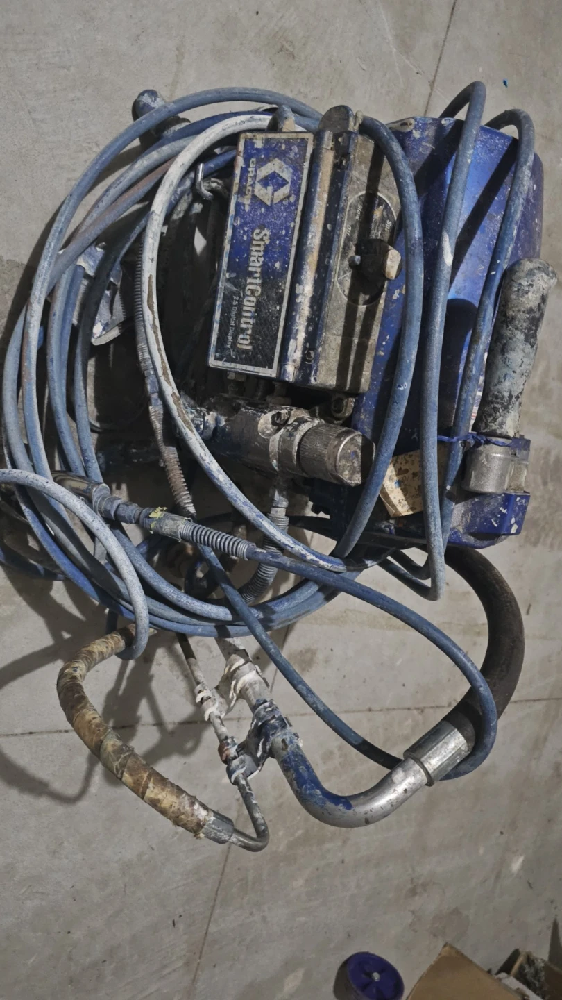 Graco Ultra Max II 490 Airless Sprayer - photo 3